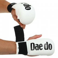 Накладки (рукавички) для карате Daedo S білий, код: KM600_SW