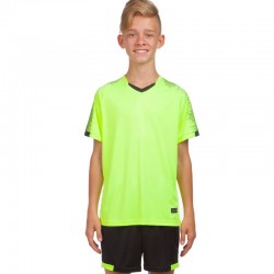 Футбольна форма підліткова PlayGame Lingo розмір 28, ріст 135-140, салатовий-чорний, код: LD-5023T_28LGBK Футбольна форма підліткова PlayGame Lingo розмір 28, ріст 135-140, салатовий-чорний, код: LD-5023T_28LGBK