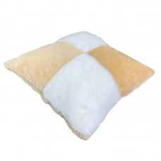 Подушка хутряна декоративна Tia-Sport, штучне хутро, 350х350 мм, бежевий-білий, код: sm-0918-3 Подушка хутряна декоративна Tia-Sport, штучне хутро, 350х350 мм, бежевий-білий, код: sm-0918-3